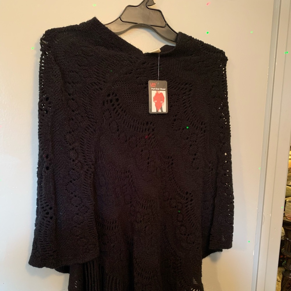 Black knitted pull over Shell